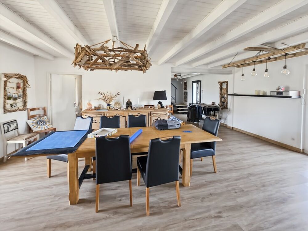 Ferme bressane rénovée à Louhans  14 pièces, 192 m² avec espace indépendant idéal Airbnb (71)