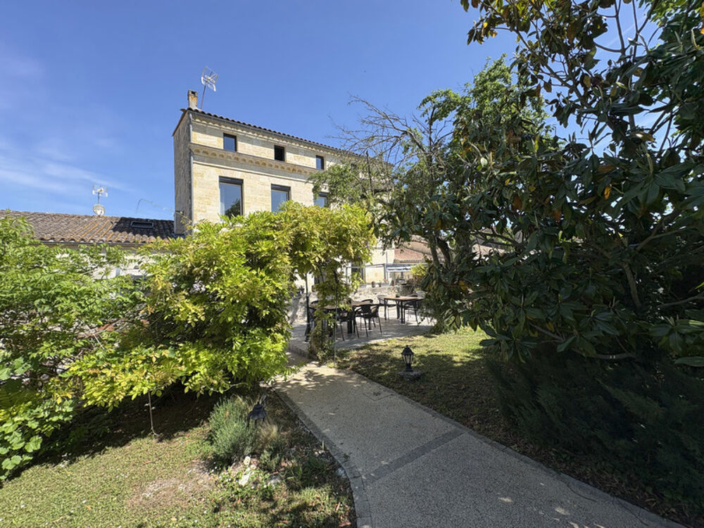 Propriété d'exception-maison de charme avec activité chambres d'hôtes et vue sur les vignes