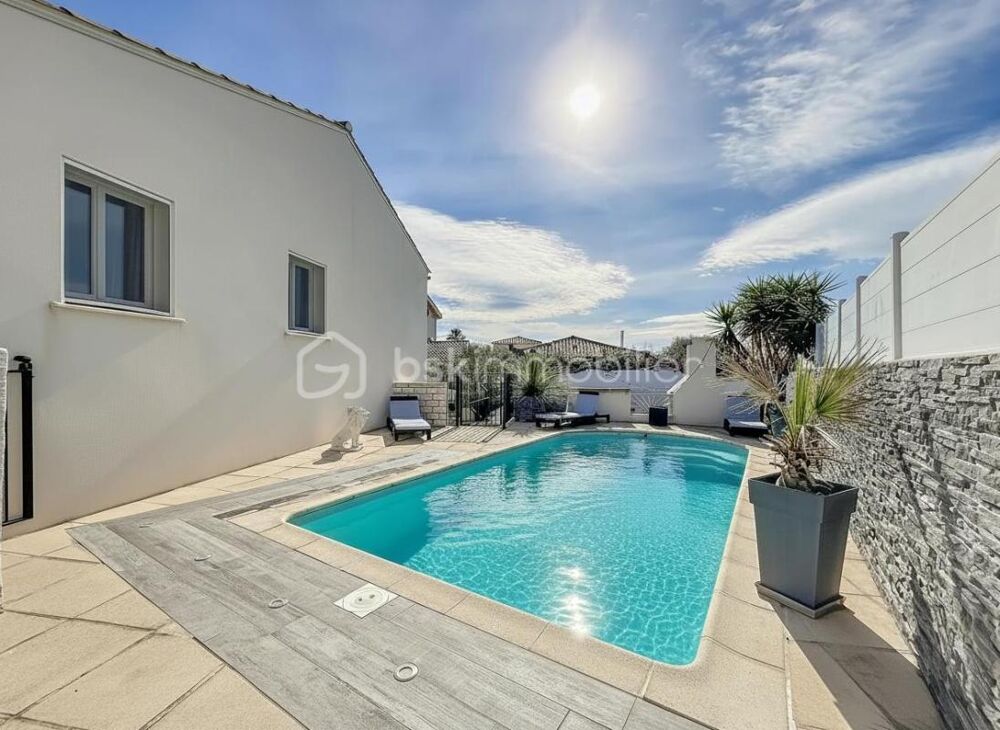 *** CHARMANTE VILLA DE 130 m² AVEC PISCINE ET GARAGE  COURNONSEC ***
