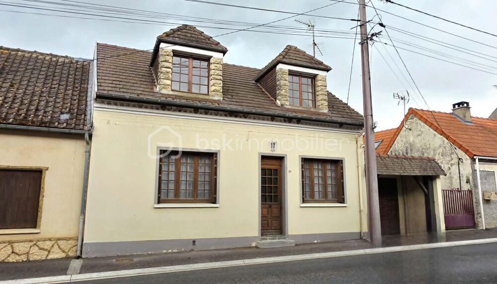 Vente Maison A vendre, à Guillaucourt, belle maison de 4 chambres avec jardin, garage et dépendance Guillaucourt