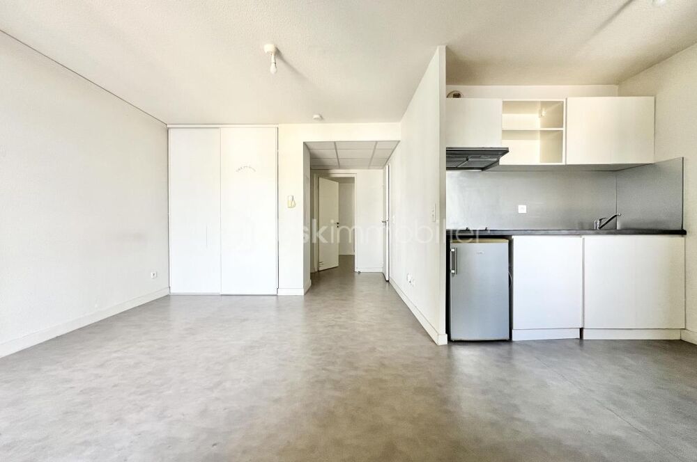Vente Appartement Appartement lumineux avec balcon au cœur d'une résidence arborée Beziers
