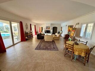  Villa à vendre 7 pièces 260 m²