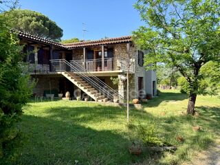  Maison  vendre 7 pices 258 m