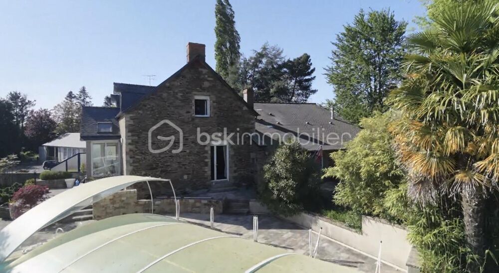 Vente Propriété/Château ? Propriété de caractère avec piscine – Baie du Mont-Saint-Michel- Grand jardin avec double garage Pontorson