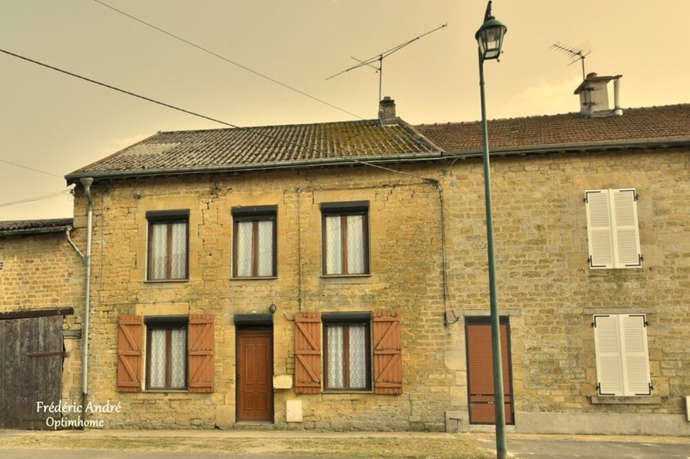 Maison 6 pièces 115 m² · à Mouzon · 115 m² · 47 000 €