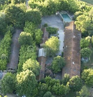  Propriété/château à vendre 12 pièces 360 m²