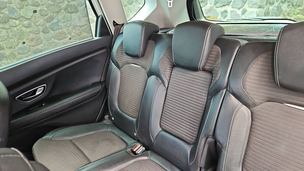 Sc&eacute;nic 1.7 Blue dCi 120 EDC6 Intens 2019 occasion 97419 La Possession