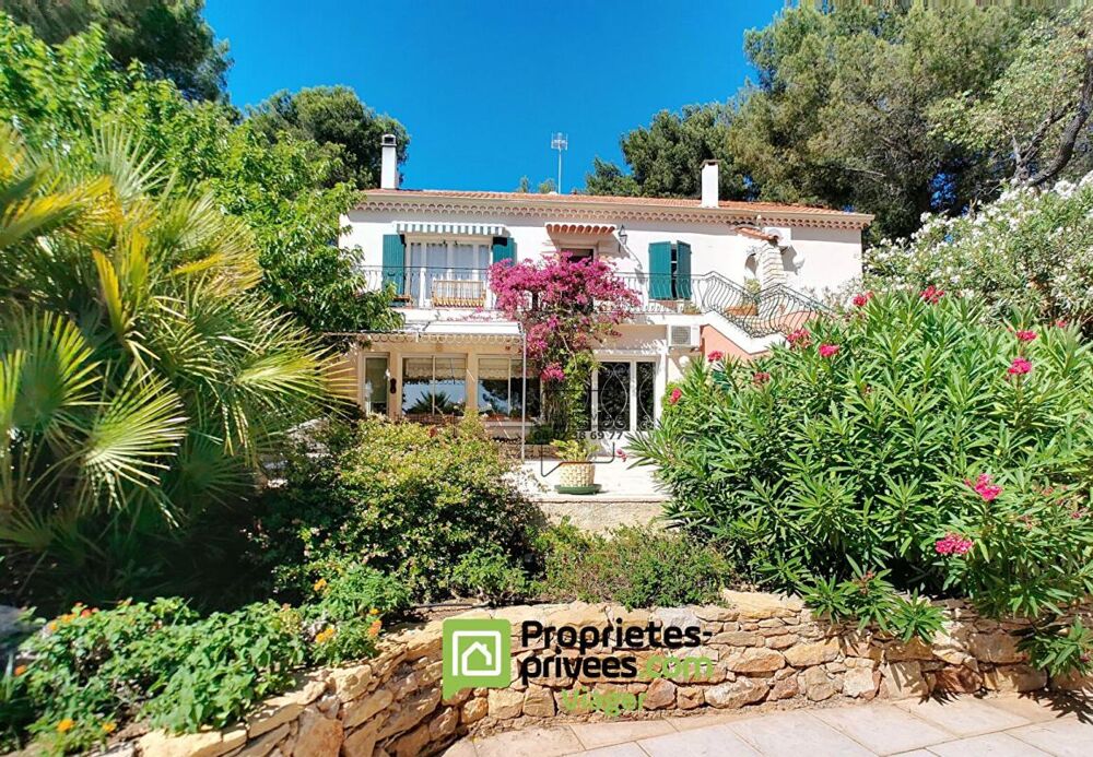 Vente Maison BANDOL (83150) - NUE PROPRIÉTÉ - ENSEMBLE IMMOBILIER AVEC TERRAIN ET PISCINE Bandol