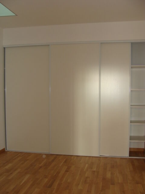  Appartement � louer 3 pi�ces 105 m�