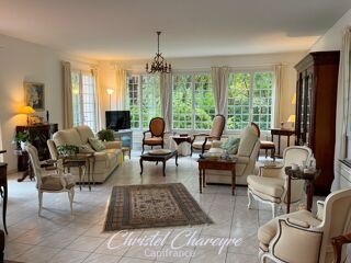  Maison � vendre 8 pi�ces 196 m�