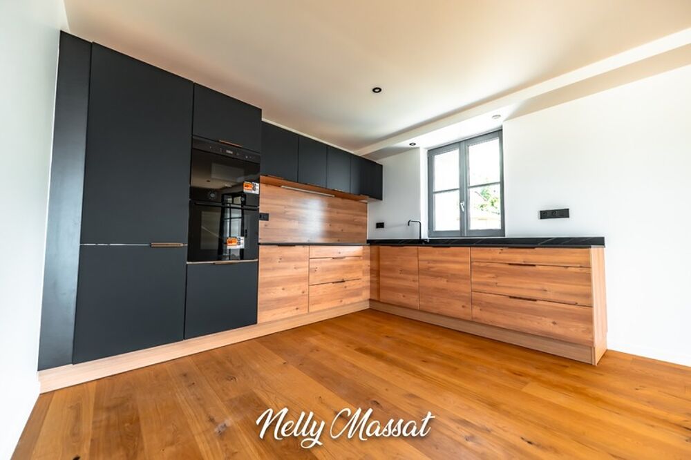 Maison à vendre 4 pièces BARBY (73) - Vue exceptionnelle et rénovation de qualité - Authentique maison de caractère avec jardin