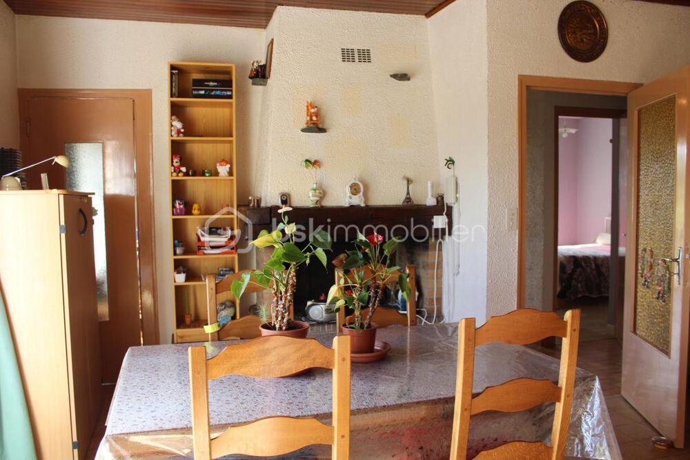 ST HONORE - Hameau de Tors - Maison de 88m² - 3 CHAMBRES - SALON - CUISINE - SOUS SOL COMPLET AVEC GARAGES