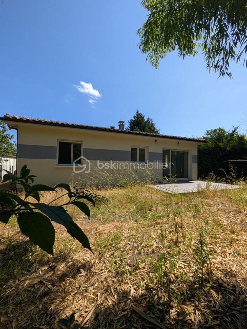 Maison contemporaine de 115 m²  4 ch dont une suite parentale  Terrain 546 m² au calme