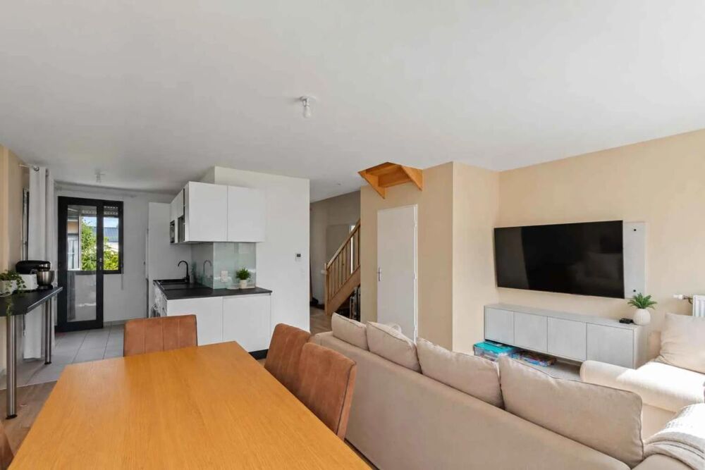 Vente Duplex/Triplex DUPLEX - 3 TERRASSES - 4 CHAMBRES Bussy saint georges