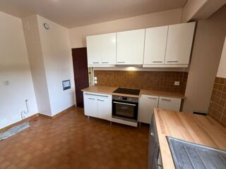  Appartement à louer 2 pièces 69 m²