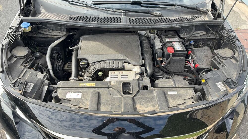 3008 1.2 PureTech 130 EAT8 Active - Automatique 2019 occasion 91210 Draveil