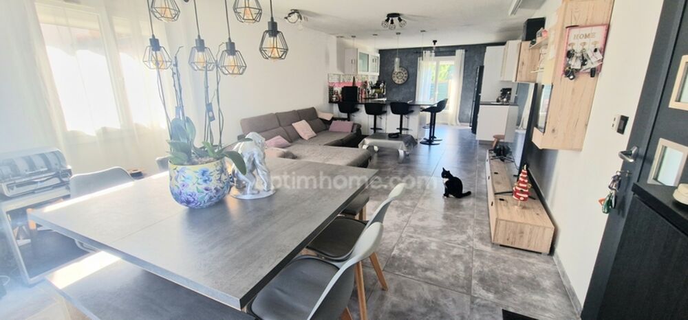 VILLA PLAIN PIED AVEC PISCINE ET GARAGE!