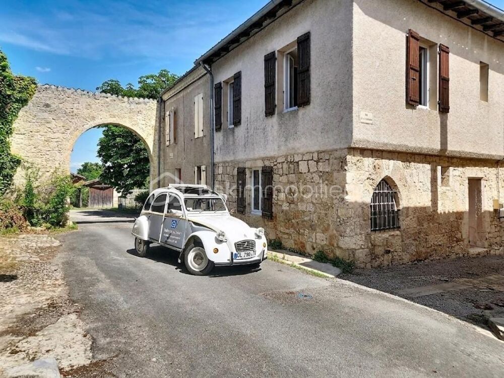 Maison de village de caractère avec cour et terrasse panoramique  Tournecoupe (Gers)
