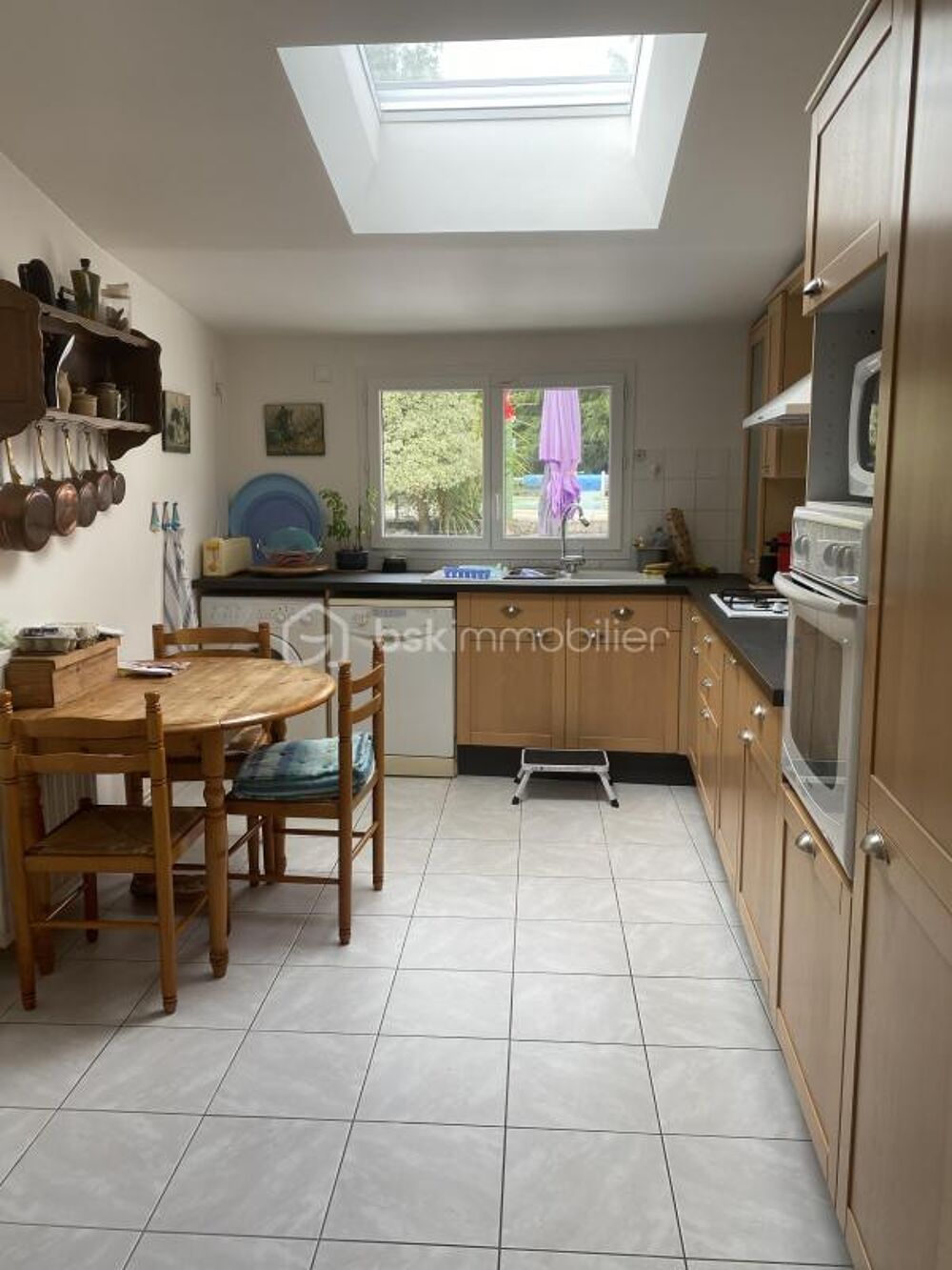 Maison en pierre avec charme de l'ancien  145 m² habitables  Secteur de St Lyphard situé plus proche du bourg de La Madeleine