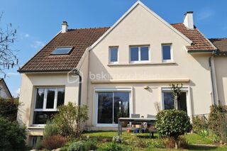  Propri�t�/ch�teau � vendre 8 pi�ces 142 m�