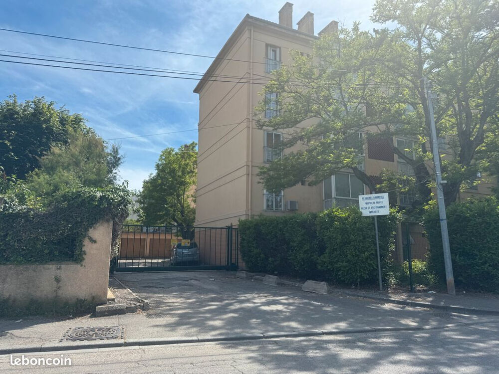 Vente Parking/Garage Parking / box Avignon 16 m2 Avignon