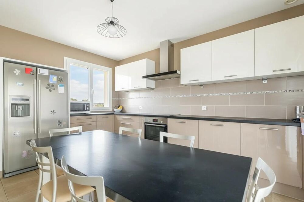 Vente Maison Maison de 9 pièces de 236 m² à Ozoir-la-Ferrière Ozoir la ferriere