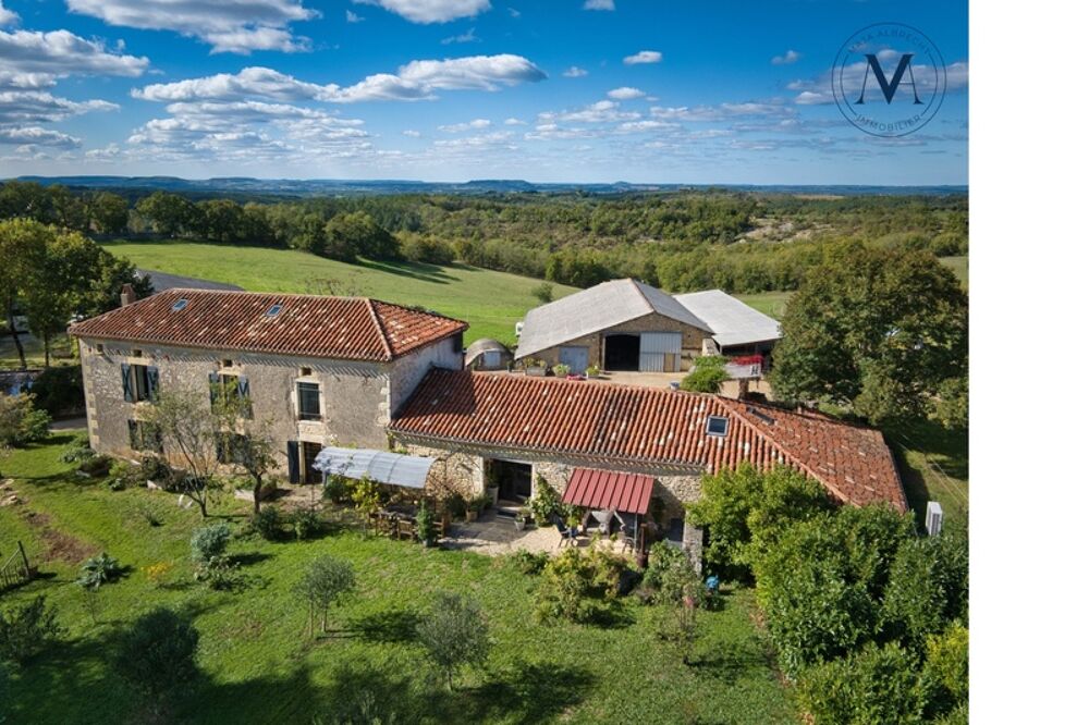 Propriété avec vue 360° sur lessentiel : un domaine dexception dédié à la vie équestre TOURNON D'AGENAIS (47)