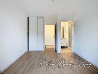  Appartement � vendre 4 pi�ces 81 m�