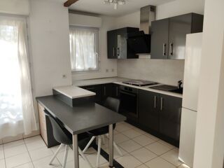  Appartement à louer 2 pièces 47 m²