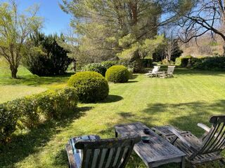  Propriété/château à vendre 10 pièces 260 m²