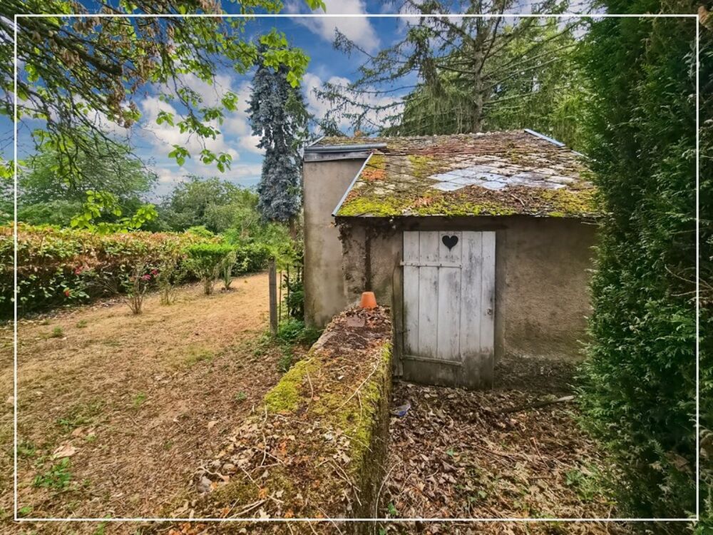 Maison + local avec appartement  fort potentiel à réinventer à vendre 8 pièces PREVERANGES (18)