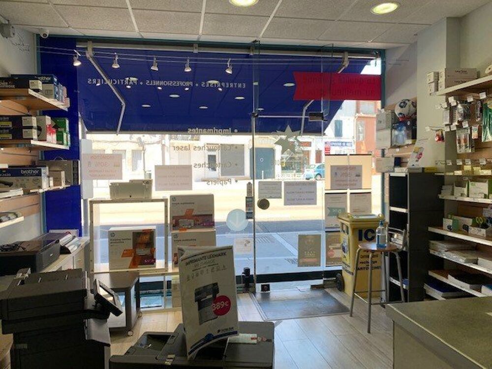   A  VENDRE - LOCAL COMMERCIAL Chalon sur saone