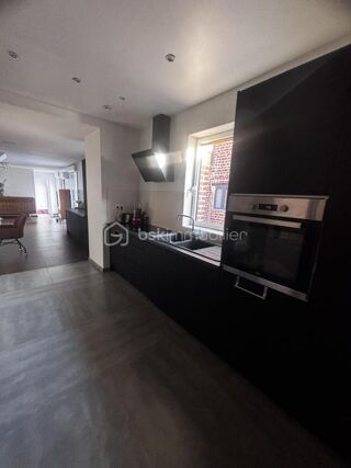  Maison � vendre 15 + pi�ces 210 m�