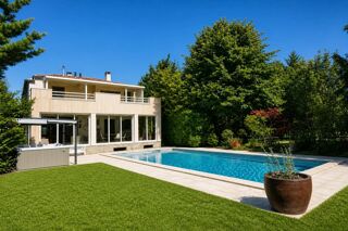  Maison à vendre 9 pièces 235 m²
