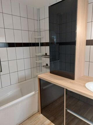  Maison à louer 4 pièces 90 m²