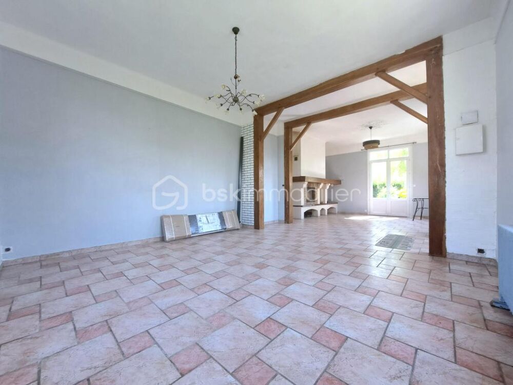 MAISON DE 5 CHAMBRES AVEC GARAGE ET JARDIN 3 MINUTES DE NOUVION, 10 MINUTES D'ABBEVILLE ET ENVIRON 20 MINUTES DE LA BAIE DE SOMM