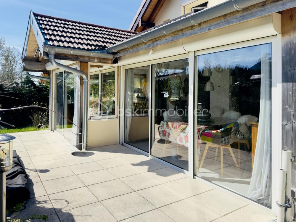 Vente Maison SAINT SIXT – MAISON FAMILIALE T6 RÉNOVÉE AVEC VUE MONTAGNES, TERRAIN DE 1 250 m2 Saint sixt