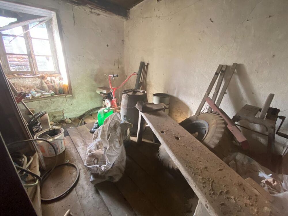 Ancien relais de poste à réhabiliter à Nuzéjoux (Haute-Corrèze)