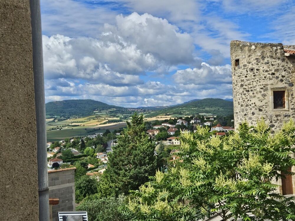 Vente Maison Maison à rénover, 5 pièces au coeur du village de VEYRE MONTON Veyre monton
