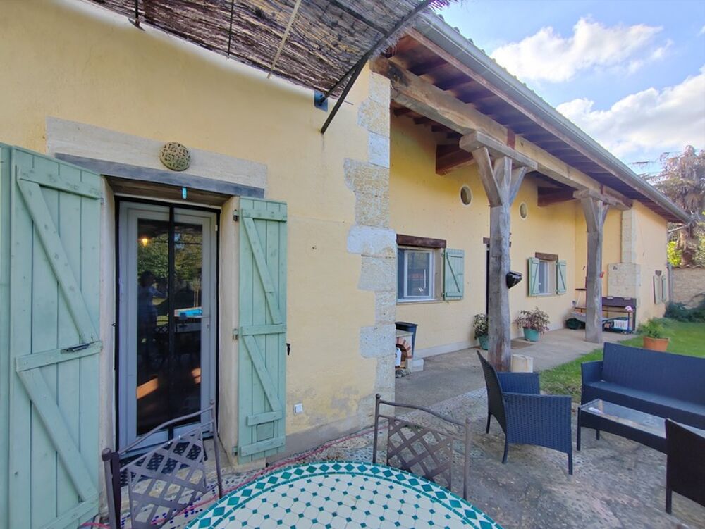 Maison 8 pièces 323 m² · à Auch · 323 m² · 249 000 €