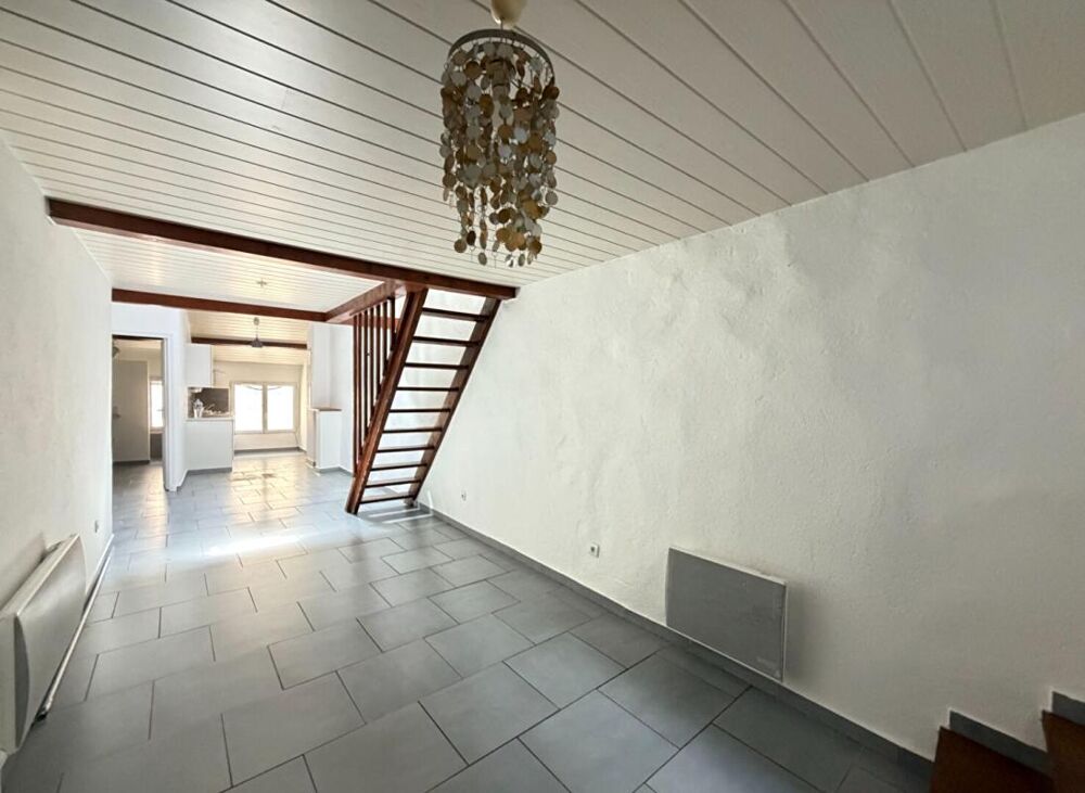 Vente Maison immeuble avec 2 appartements, garage et caves - LE VAL Le val