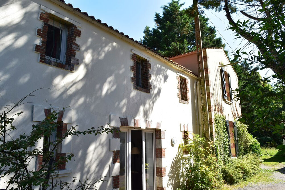 Maison Les Sables d'Olonne 14 pièces 330 m2 sur 4000m2