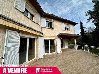  Maison à vendre 9 pièces 238 m²