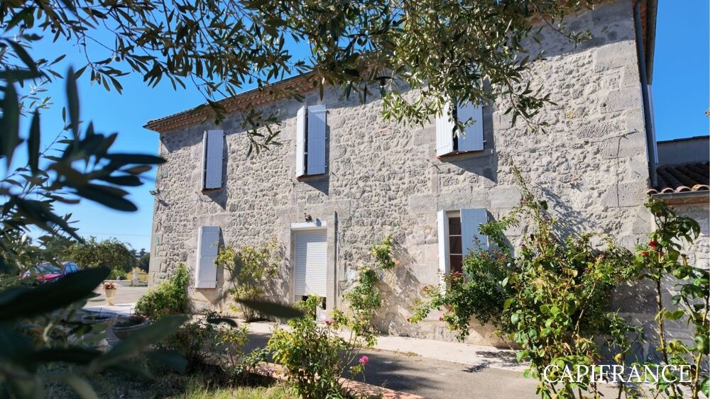 Vente Maison Maison de caractère avec jardin, studio et piscine à 15 minutes de Nérac Francescas