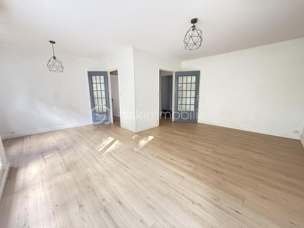 Vente Appartement RENNES – QUARTIER RUE DE NANTES – BEL APPARTEMENT T3 DE 72 M² AVEC BALCON- GARAGE FERMÉ ET POTENTIEL 3 CHAMBRES Rennes