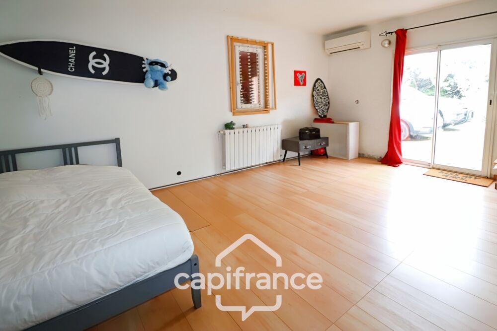à vendre  Villa La Cadière-d'Azur (83740)