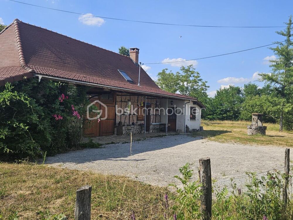 À VENDRE  Maison de 113 m² avec 1,36 hectare de terrain