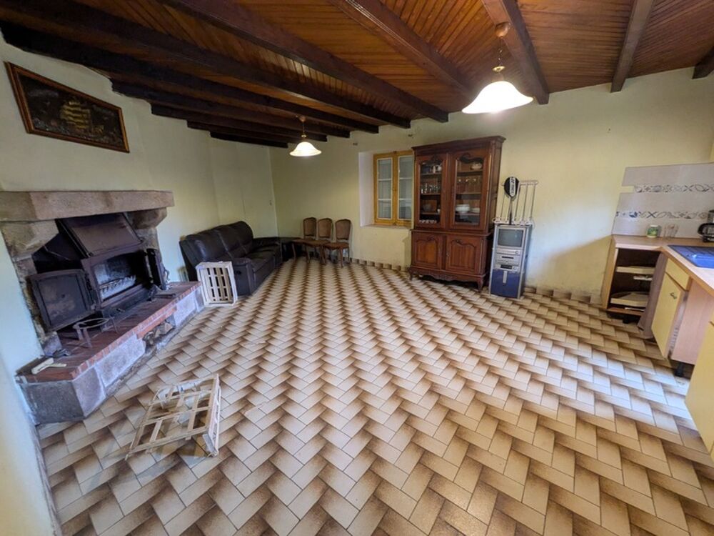 Guémené Sur Scorff centre ville maison de 3 pièces de 65m² parcelle de 186m²