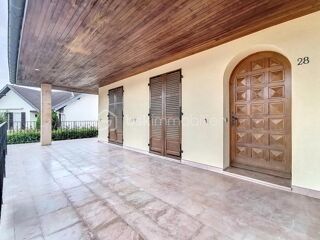  Maison � vendre 7 pi�ces 234 m�