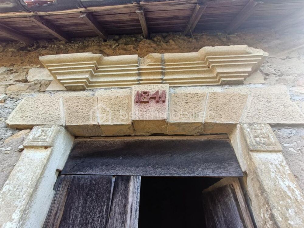 Ancien Corps de Ferme située à Saint Julien de Lampon 24370
